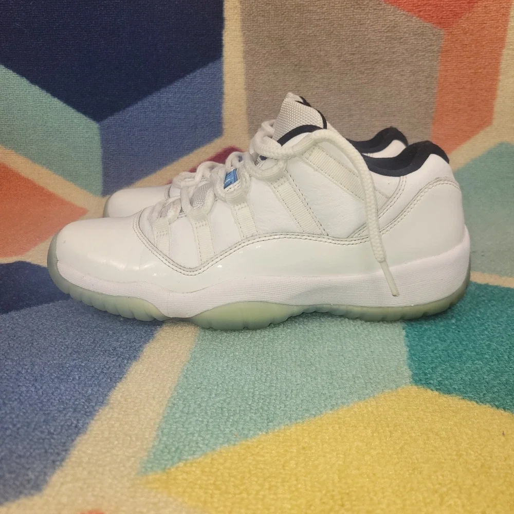 Jordan 11 Retro Low Legend Blue White University Blue‎ Size 7y